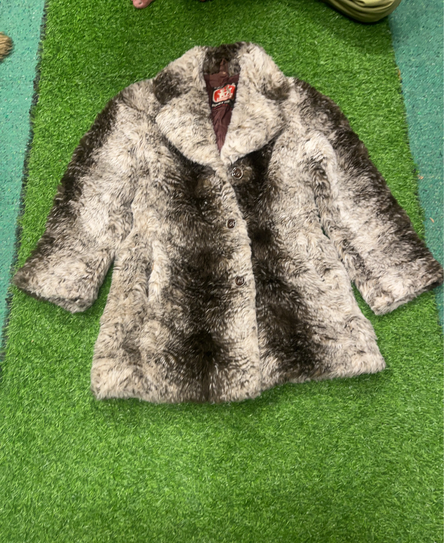 boneken fur coat