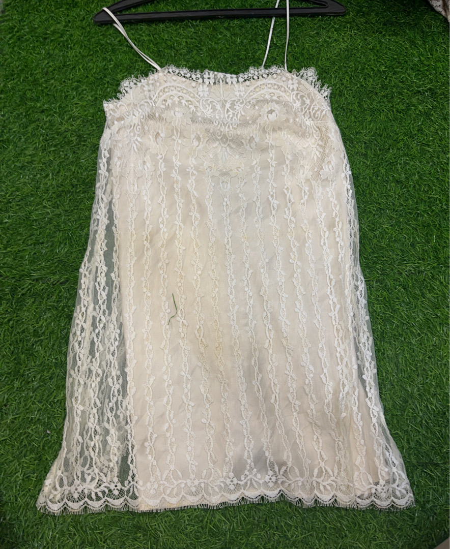 All things white- Basic y2k tops/blouse