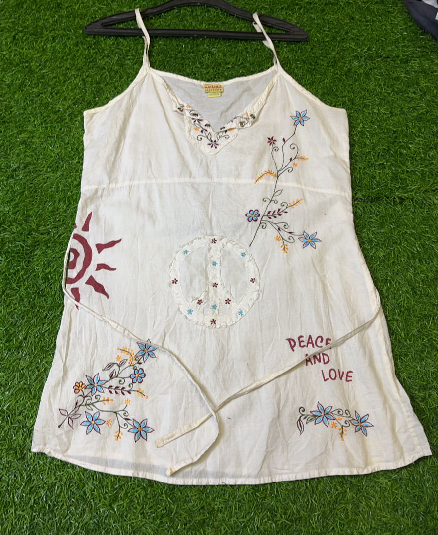 Maracuja Embroidered Top