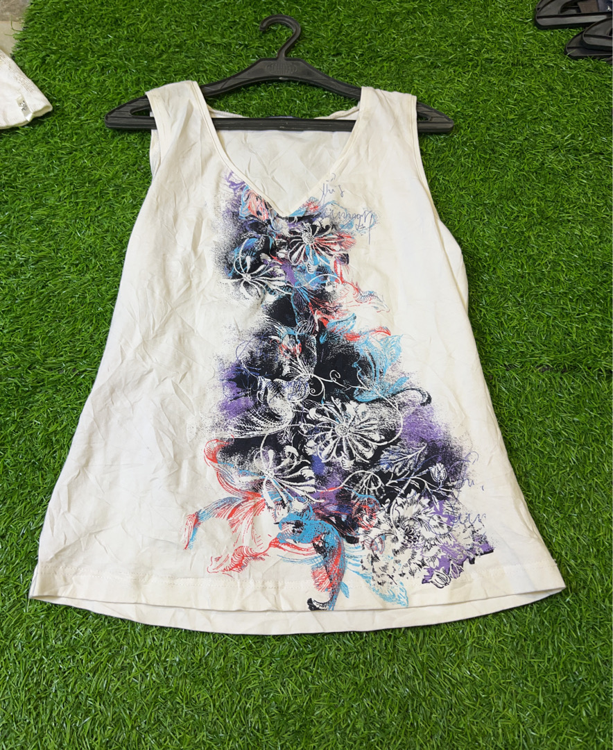 GW Floral Sleeveless Top