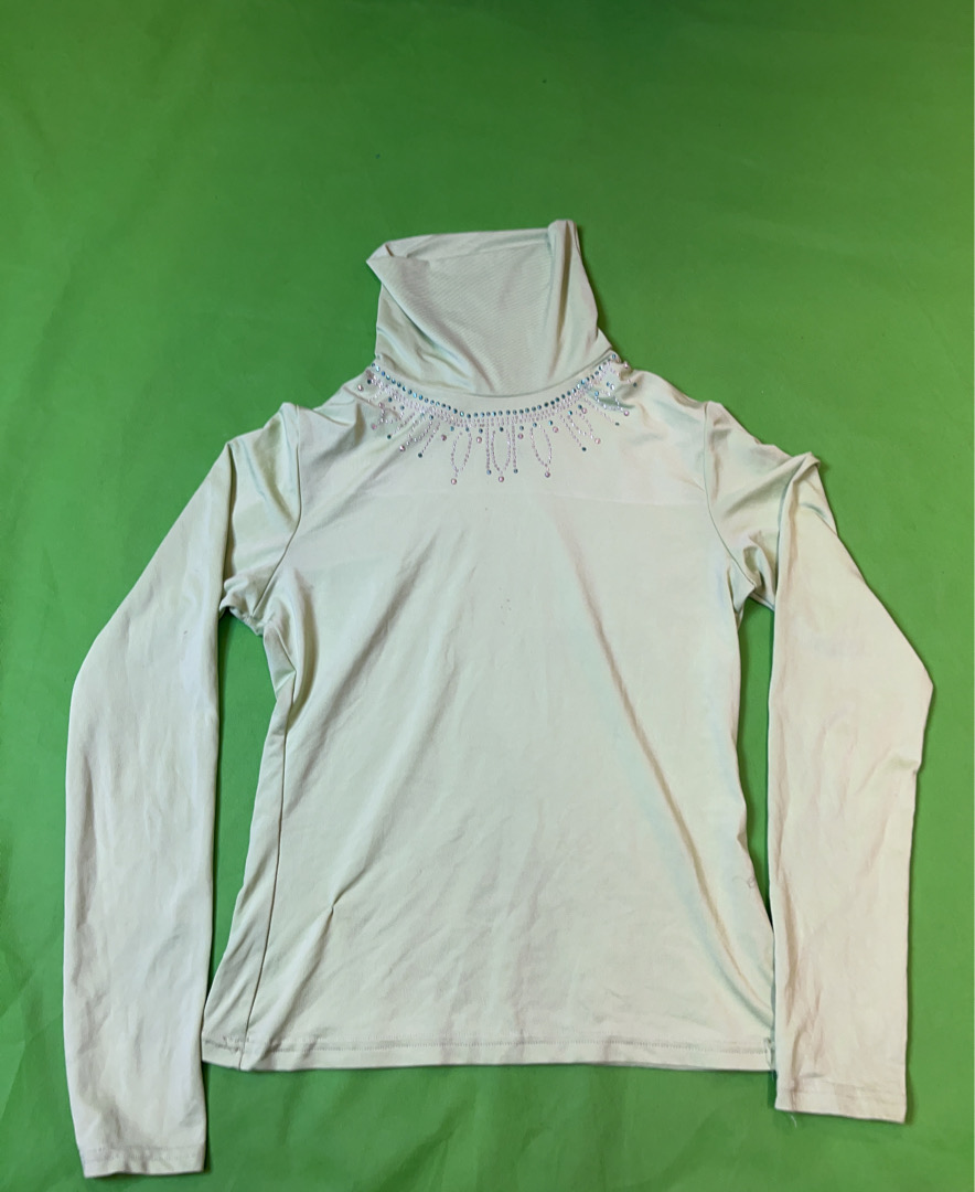 Blusa de Cuello Alto Miss Swan