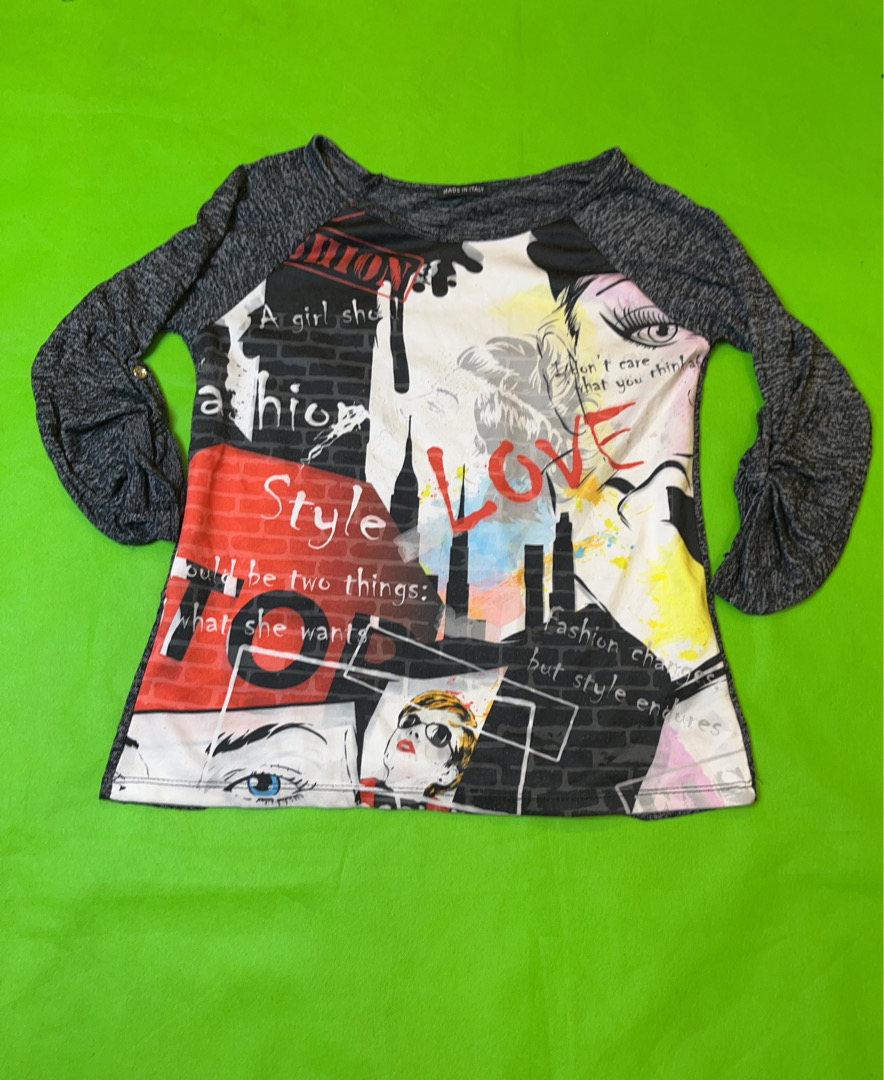 Graphic Print Long Sleeve Knit Sweater