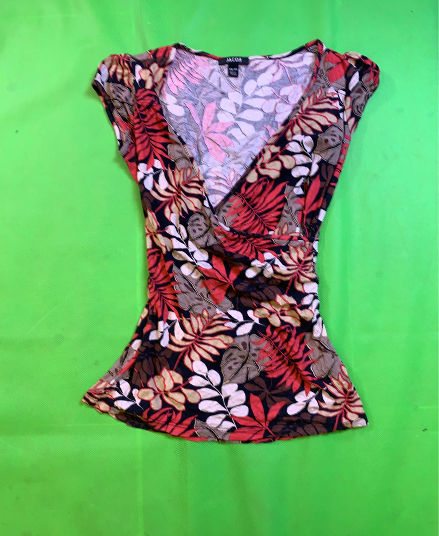 Blusa Envolvente Impresa Jacob