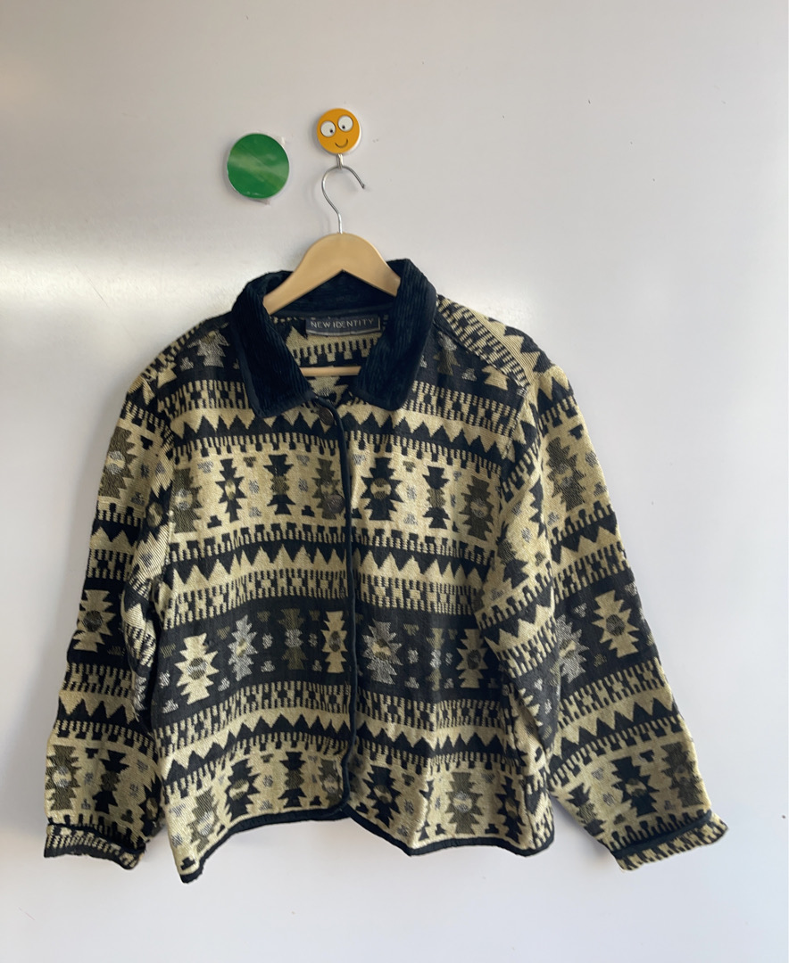 Jaqueta com Padrão Asteca New Identity