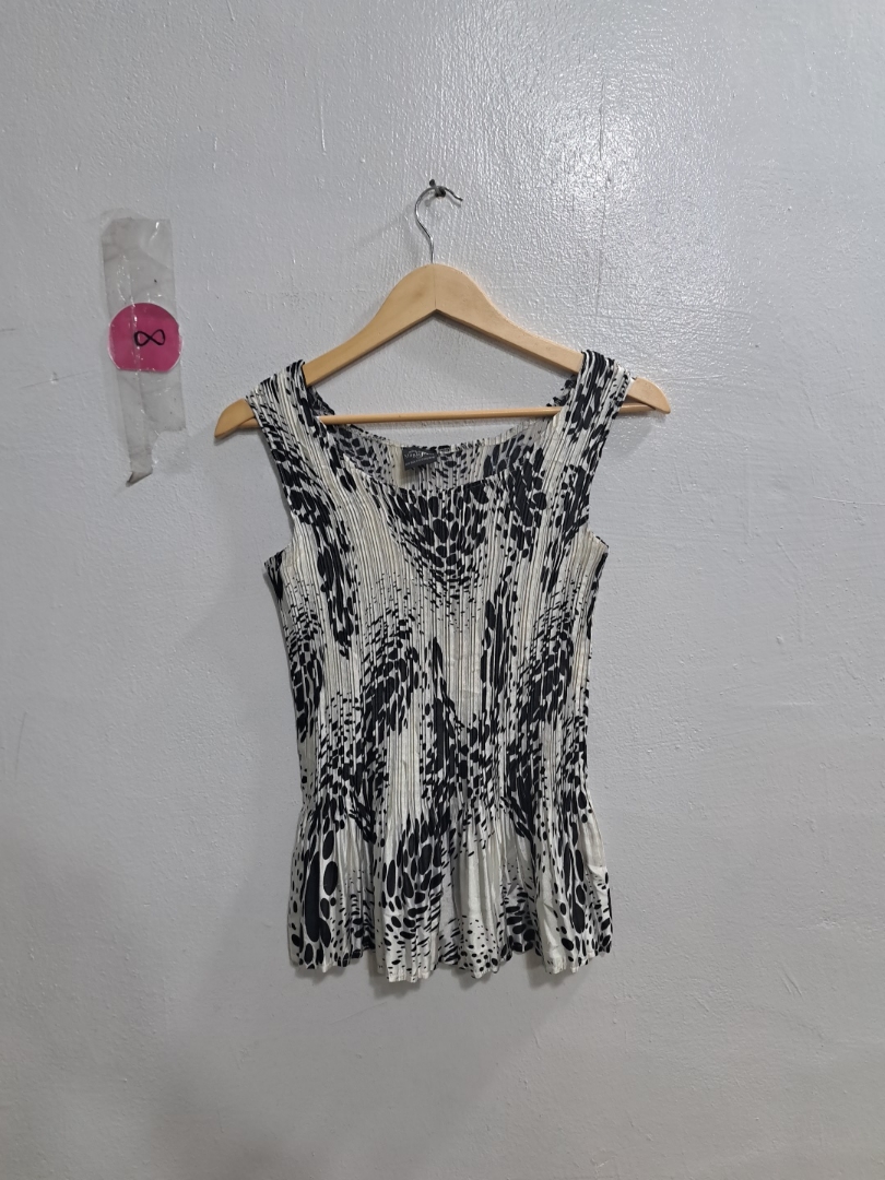 Magicraft Printed Pleated Blouse