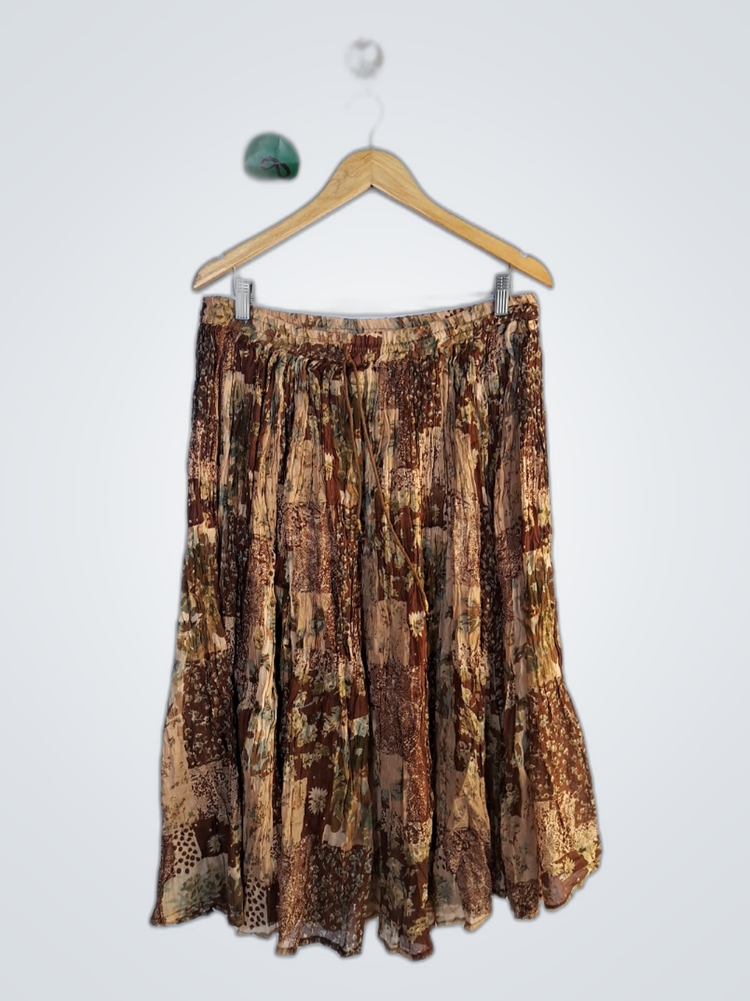 Falda midi de patchwork con pliegues Revel