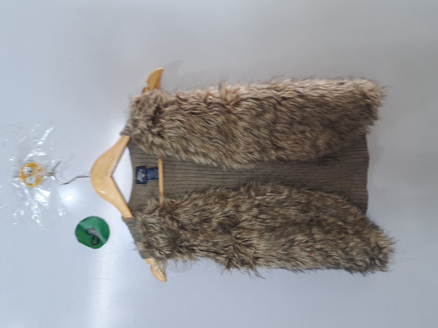 Chaleco de punto con ribete de piel de asfalto azu..