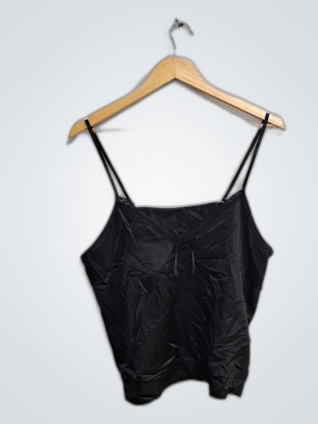 ブラックレーストリムキャミソールトップ