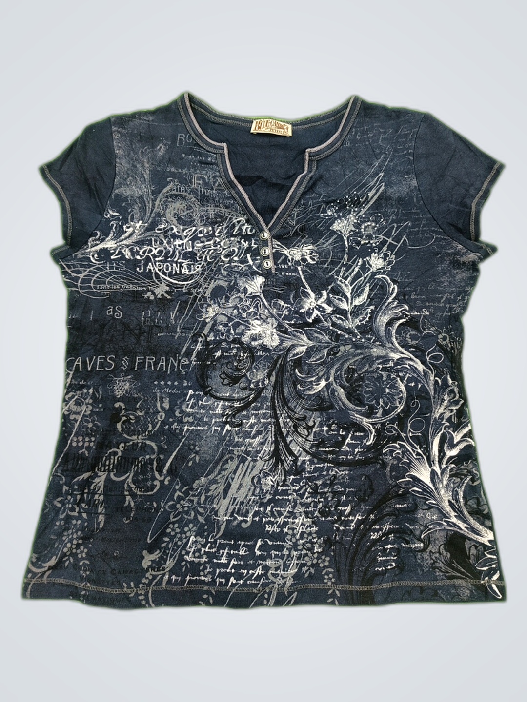 Camiseta de cuello en V con estampado Blue Canyon