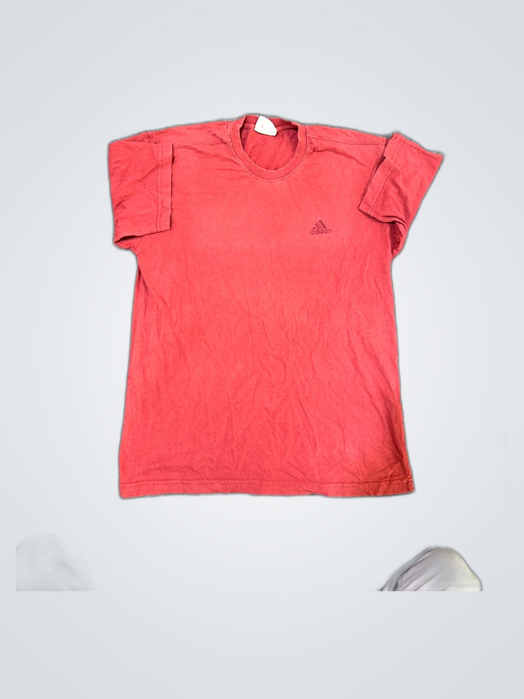 アディダス レッド プレーン Tシャツ
