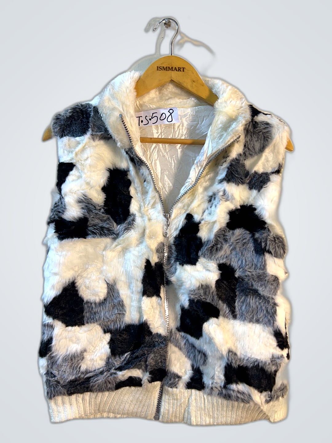 ISMMART Fuzzy Vest
