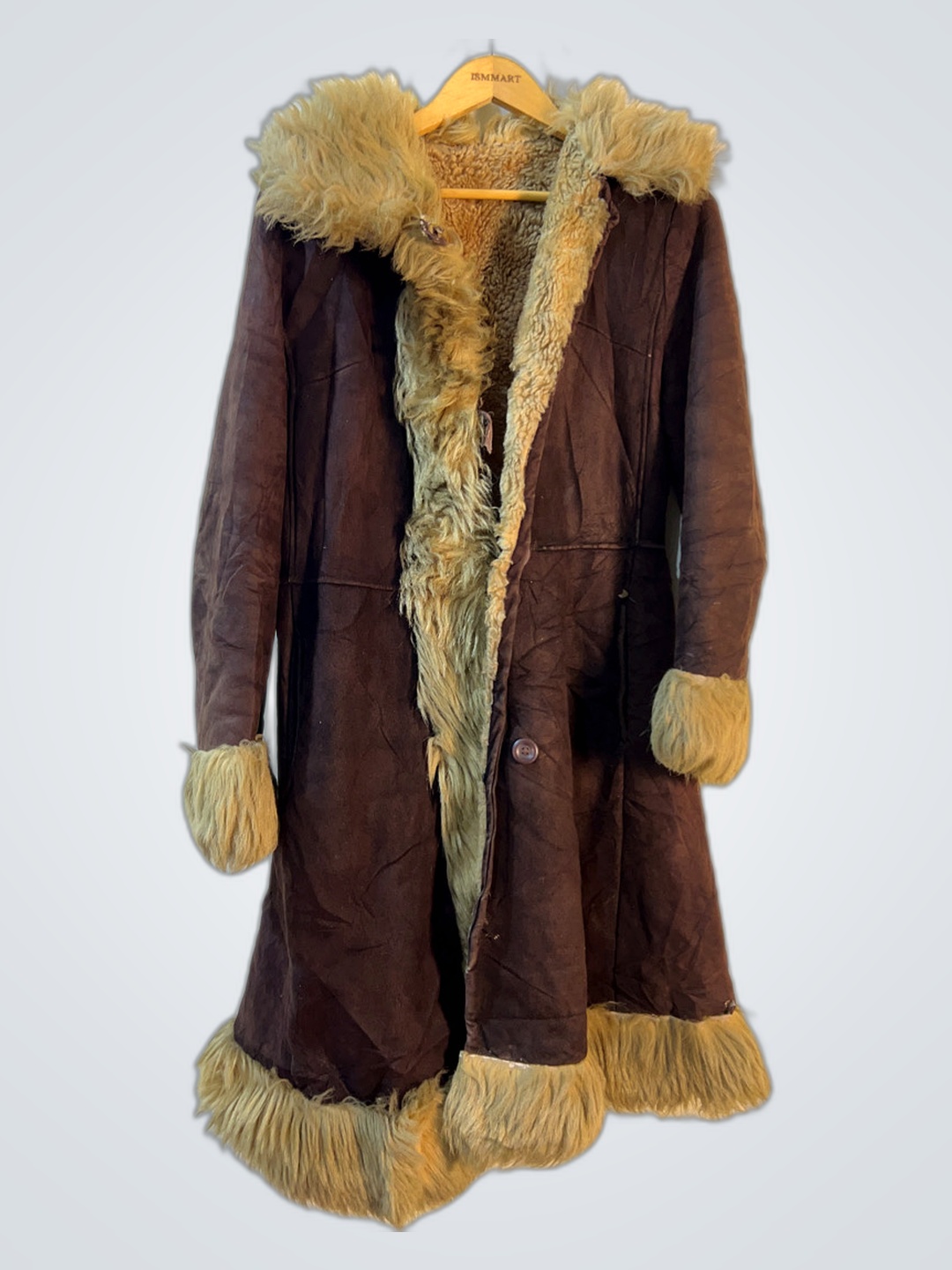 Abrigo Marrón con Forro de Piel