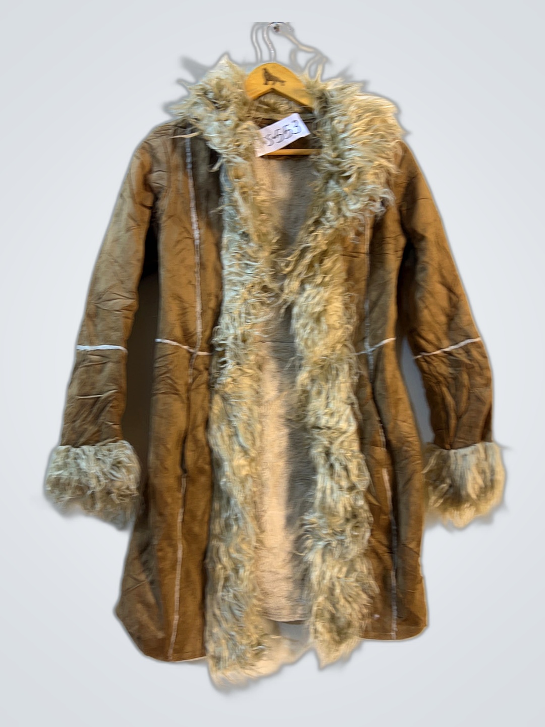 ブラウンファー付きコート