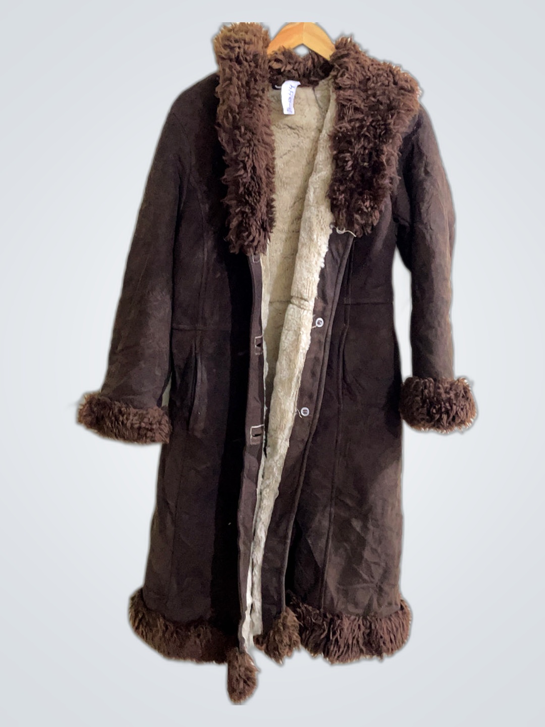 Casaco Marrom com Babados de Pele