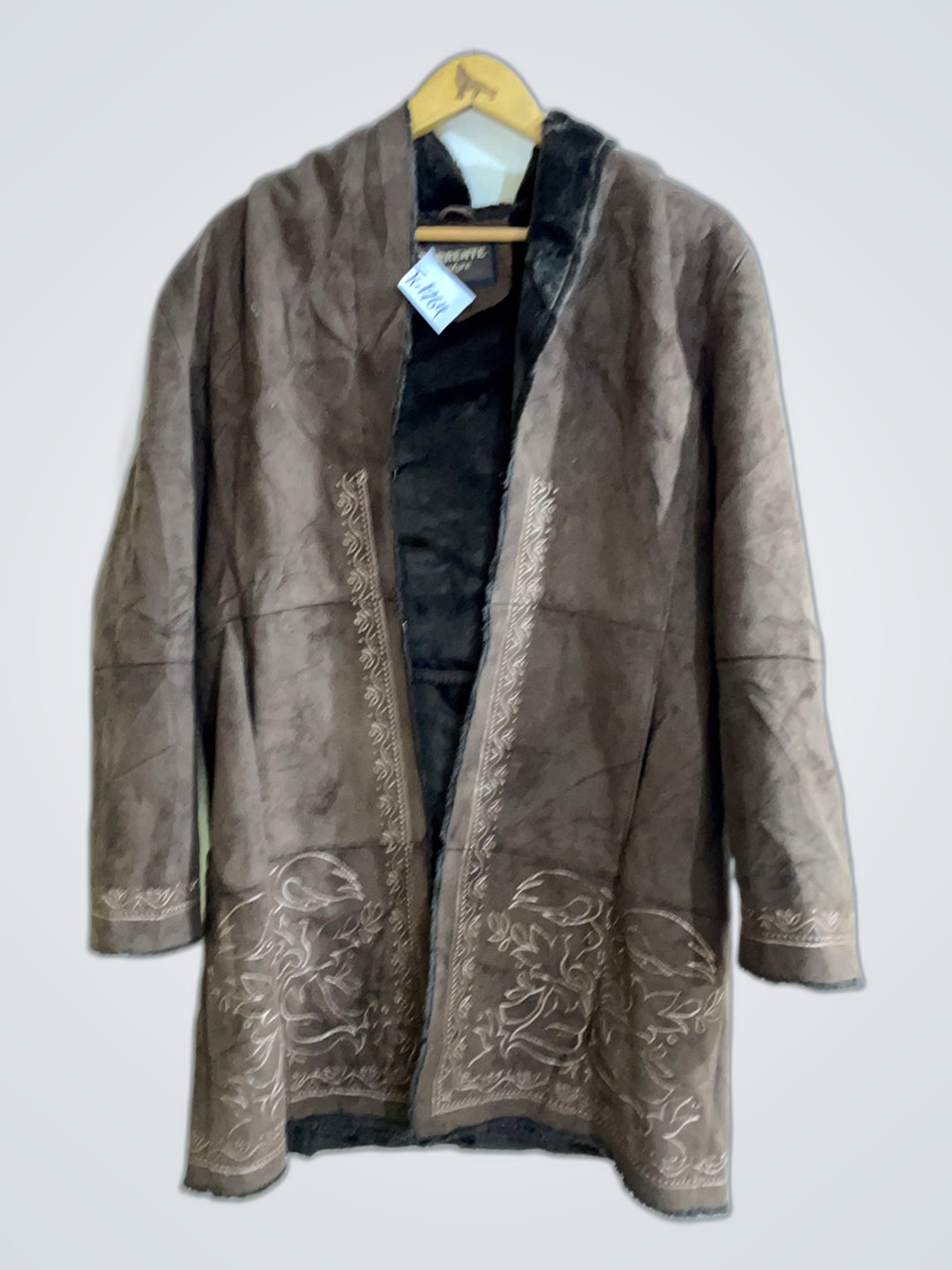 Braune Wildlederjacke