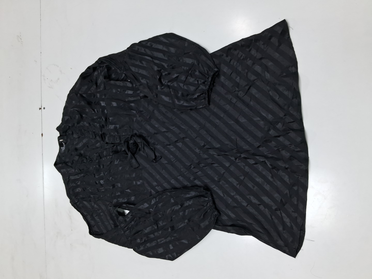 Queen Black Striped Blouse