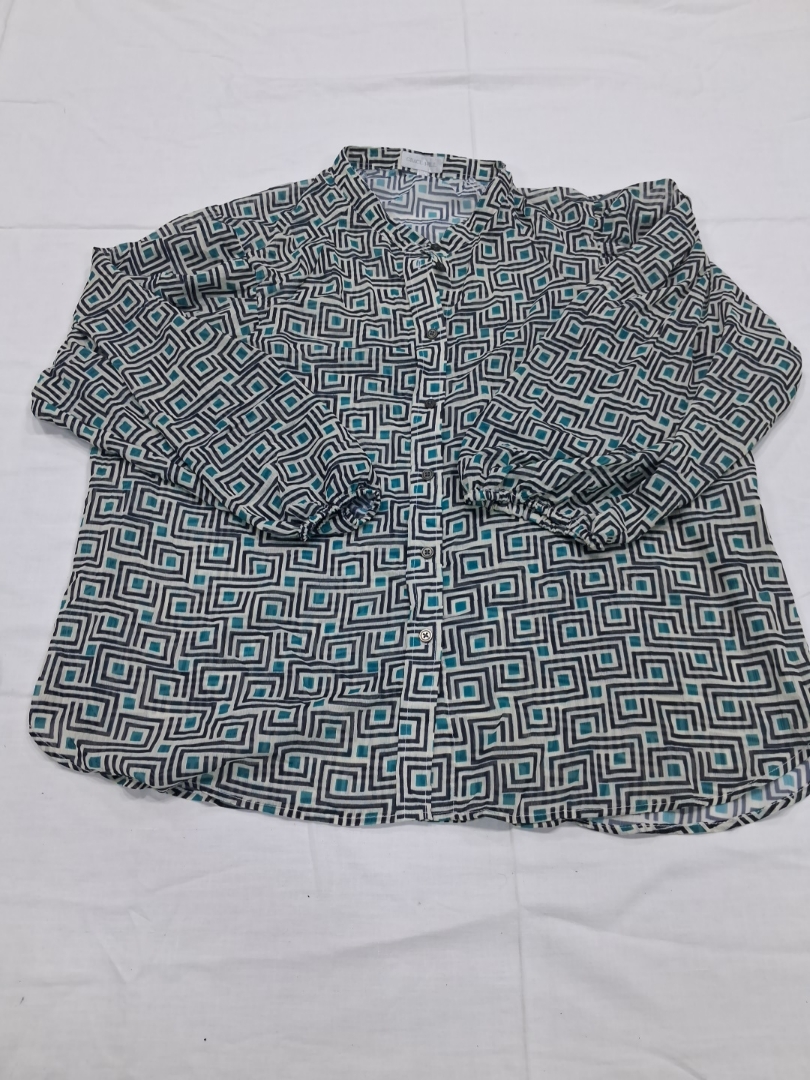 Grace Hill Geometric Print Long Sleeve Blouse