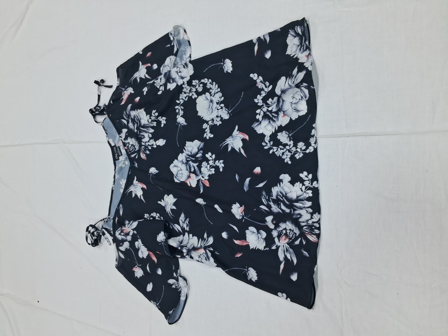 City Chic Floral Off-Shoulder Blouse