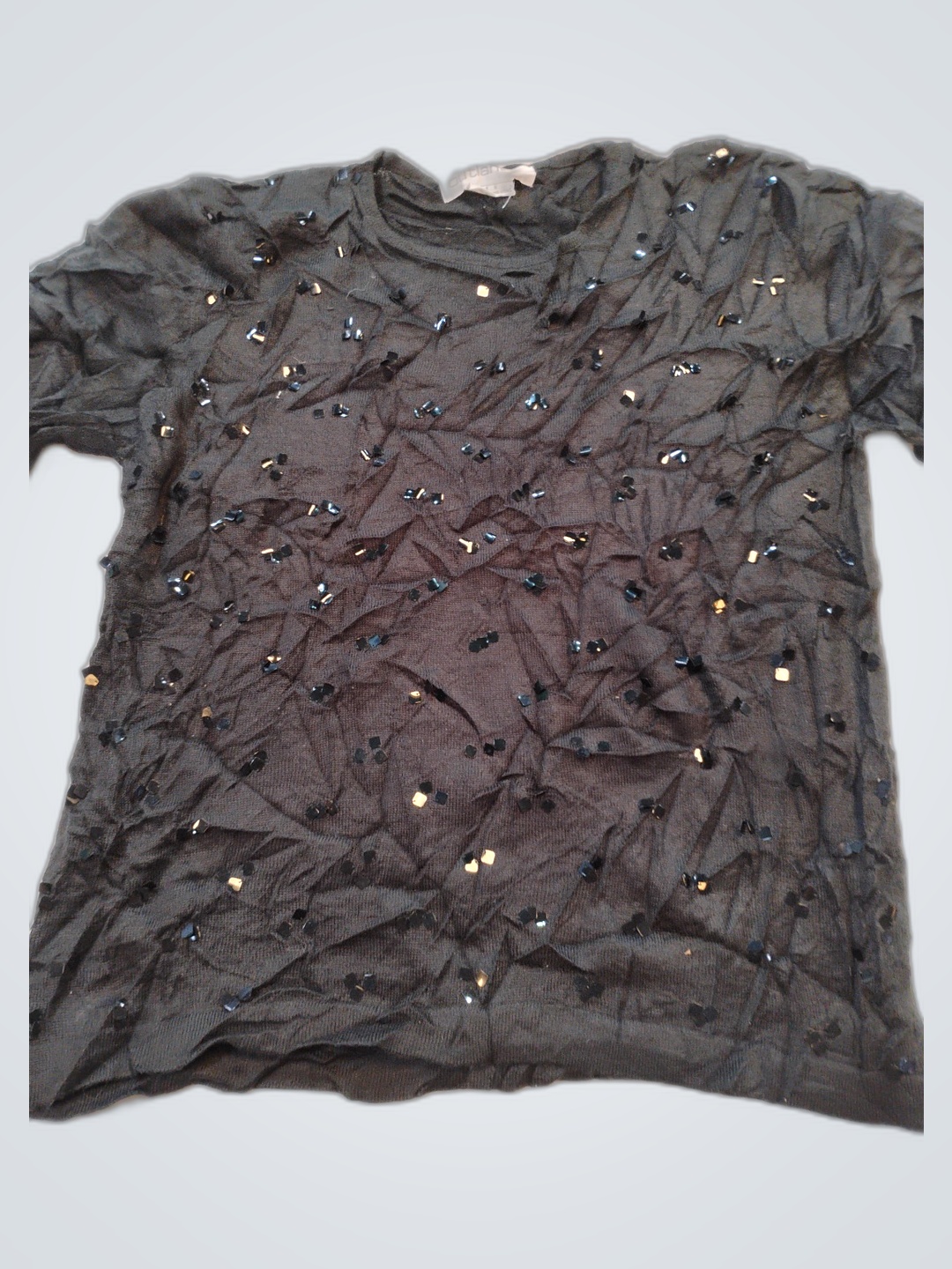 T-shirt en sequins noirs