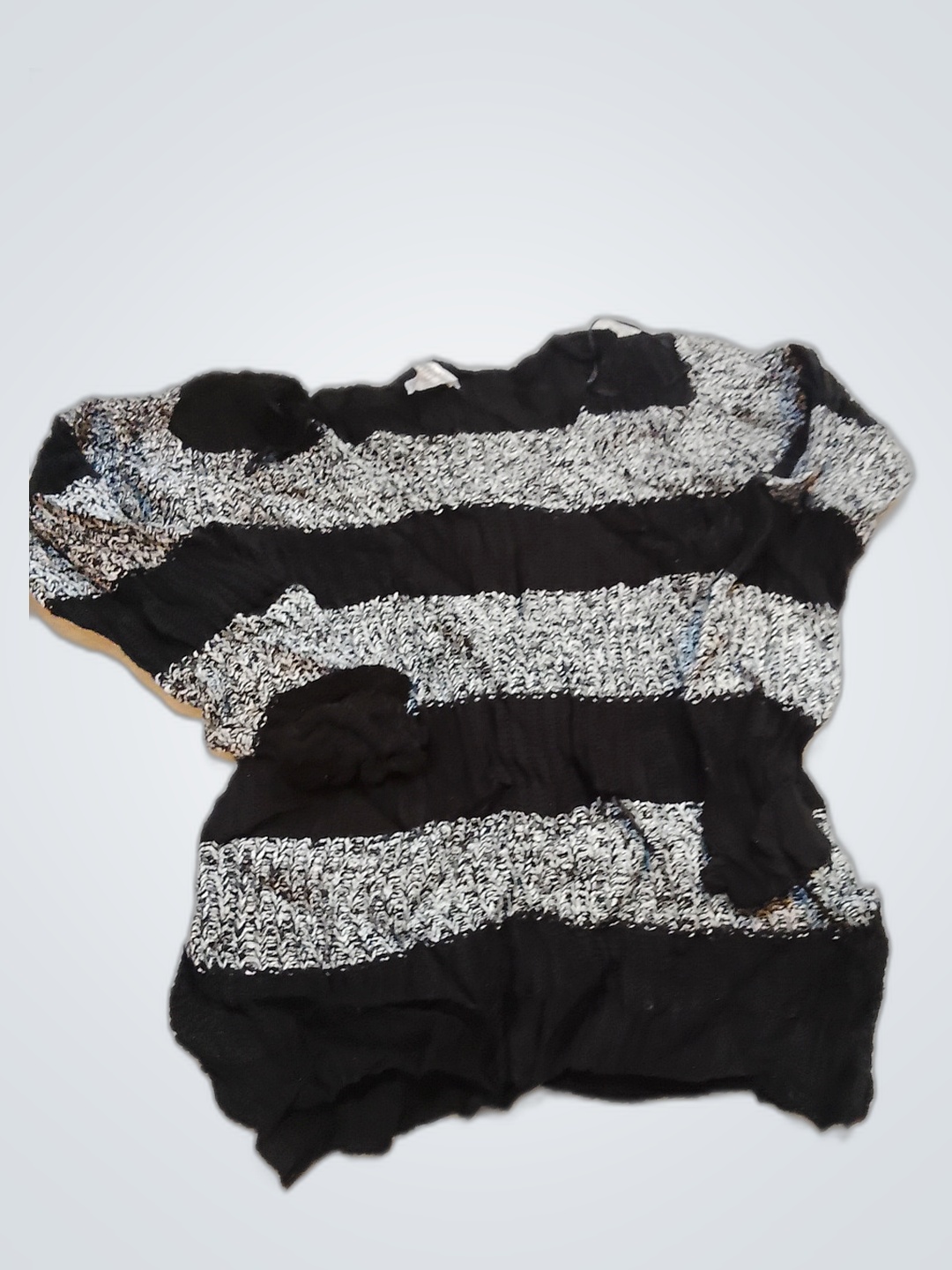 Top en tricot rayé noir et blanc