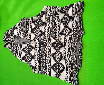 Black and White Patterned Sleeveless Top