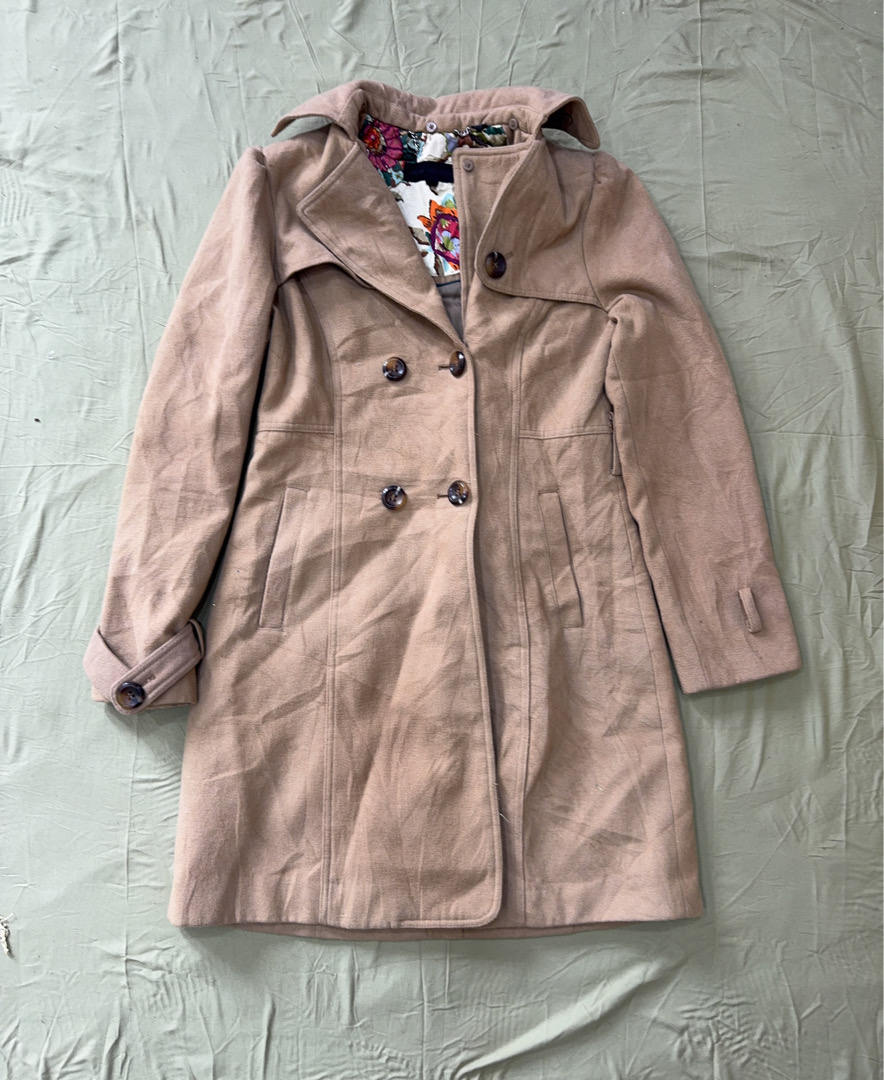 Steve Madden Tan Trenchcoat